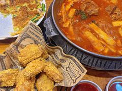 -喇喇排骨火锅·传统韩式脊骨汤(望京西园总店)
