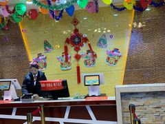 -新艺自助美食城(中山路店)