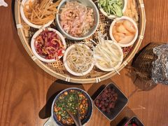 -包整·丝娃娃(一览甲秀楼风景店)