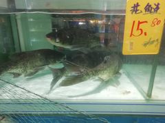 -家乐福(川沙店)