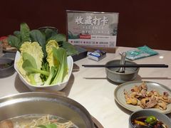 -喃喃椰·糟粕醋·椰子鸡火锅(七堡花园店)