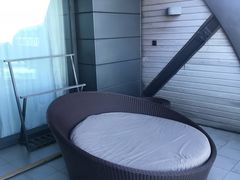 -上海滴水湖皇冠假日酒店