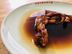 绝味鸭掌-经堂北路牛肉干面·溪口蒋永峰牛肉馆(宁波店)