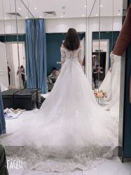点击看大图 -GRACE KELLY婚纱与礼服(北京店)