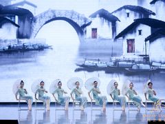 -炫艺舞蹈培训中心(枫尚奥特莱斯店)