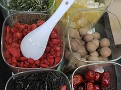 -三江源美食城