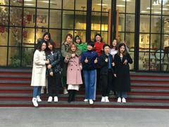 -金夫人化妆摄影职业培训学校