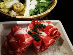 -尚尚仙·酸汤猪手·猪肚鸡火锅(华联万柳购物中心店)