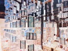 -猫的天空之城概念书店(杭州南宋御街店)