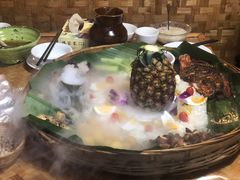 手抓饭-傣家寨花园主题餐厅