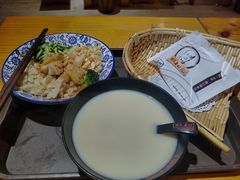 -胡氏老财豆腐脑(圣荣店)