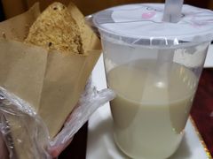 -正南齐北·老街糯米团(洪崖洞店)