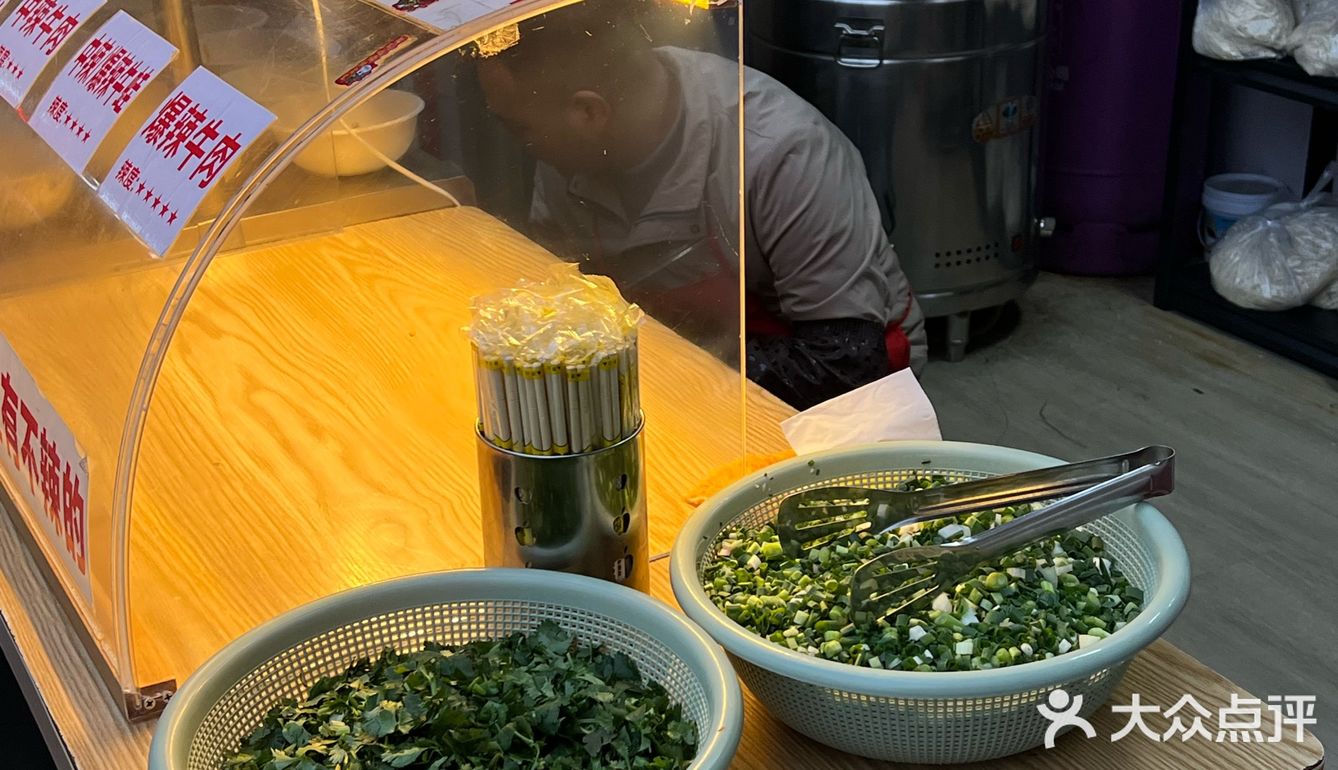 全场最佳南瓜汤，冰冰凉很解腻。0元玩转这座城