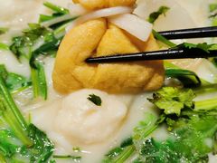 -肥汁米蘭香港米线(长宁来福士店)