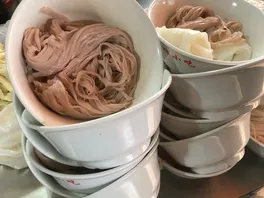 红**粉