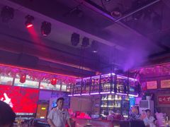 -喜鹊音乐酒馆(西街店)