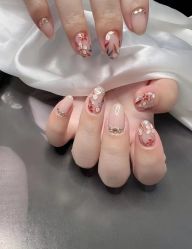 -Meet Nail 美睫·美甲