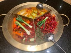 -周师兄大刀腰片火锅(洪崖洞旗舰店)