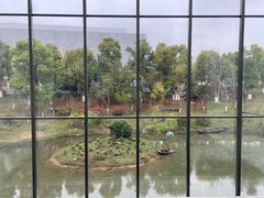 -李自健美术馆