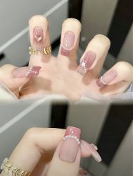 -IDO美甲美睫