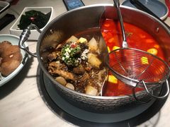 -左庭右院鲜牛肉火锅(浦江欢乐颂店)
