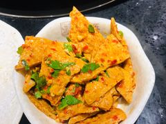 -潘小辣鲜肉老火锅