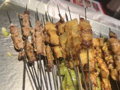 -三个大叔烤羊肉串·炭炉砂锅菜(西三旗店)