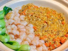 三虾蟹黄捞饭-屋里厢上海菜馆