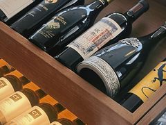 -MONICH牛排融合餐厅(和义大道购物中心店)