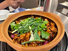 -胡须佬鸡煲四季火锅店(石厦西村直营店)