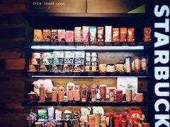 零售区-星巴克(南京大世界店)