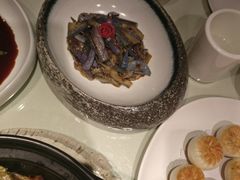 香渣渣紫茄-马仕玖煲·融合菜·酥不腻烤鸭(人大店)