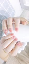 -晨·艺美甲美睫
