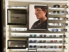 -眼镜大师·Optic Master·蔡司官方授权店(杭州大厦购物城店)