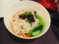 正宗担担面-粤尚腾香居中餐厅(首都机场希尔顿店)