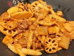 -风光老灶麻辣香锅(大成路翠微百货店)