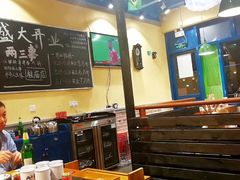 大堂-两三事小郡肝串串香火锅(桂庙店)