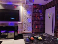 包房-悦SHOW 量贩式KTV(宝龙广场店)