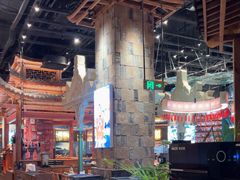 -老滇山寨•云南特色菜•地方菜•民族风情歌舞表演(金碧店)