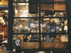 -席娜卡琳火车铁道夜市