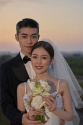 -喜爱高定婚纱摄影