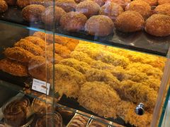 -巴黎贝甜(大宁国际商业广场店)