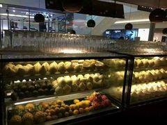 面包甜点陈列柜-大头椰·椰子鸡火锅(南宁万象城店)