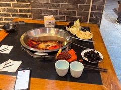 -辣莊重庆老火锅(威海高铁站韩乐坊店)