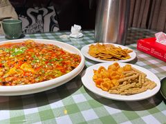 -五百斤·20年正宗川菜·猛火现炒(鲁东大学店)