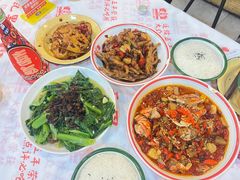 -堂瓦里·33年传统赣菜(第一街区店)