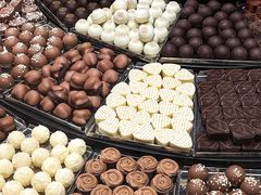 -Laderach 莱德拉(上海环贸iapm店)