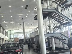 -天津波士信达奔驰4S店(卫津南路店)