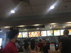 -麦当劳(国际社区店)