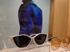 -茂昌眼镜验配中心